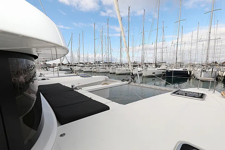 Lagoon 42 - 