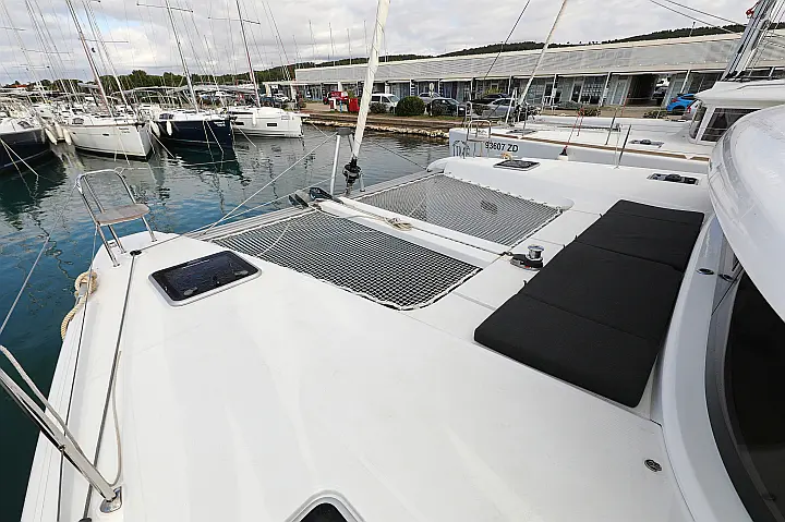 Lagoon 42 - 