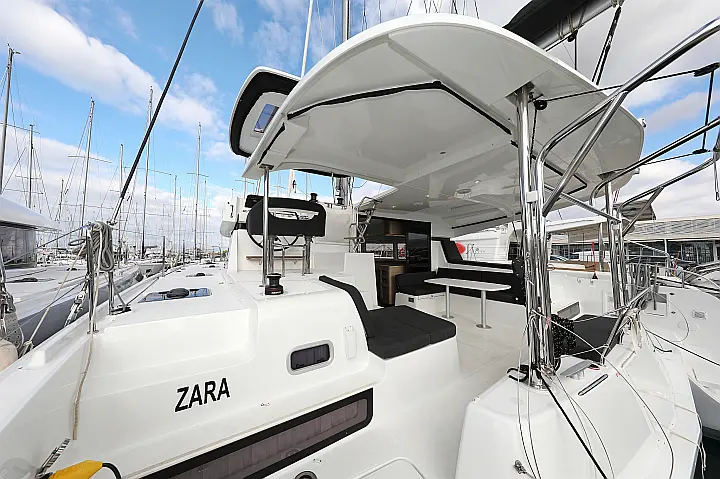 Lagoon 42 - 