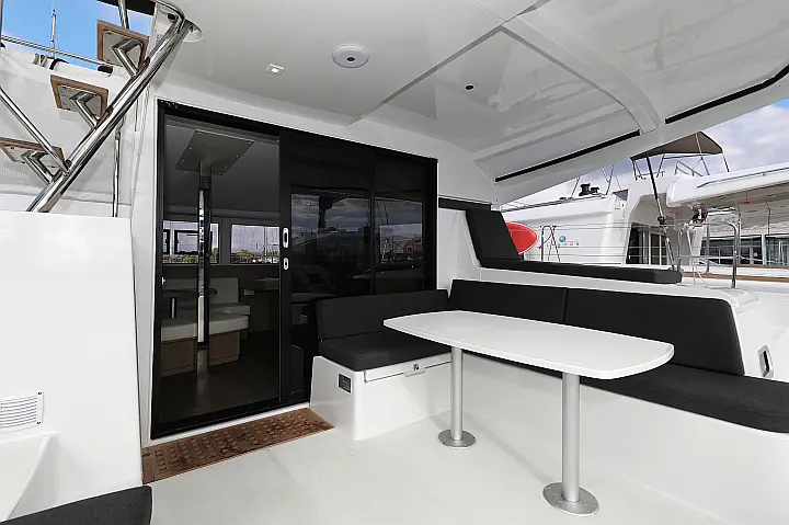Lagoon 42 - 