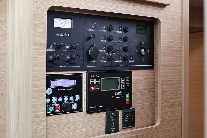 Lagoon 42 - 