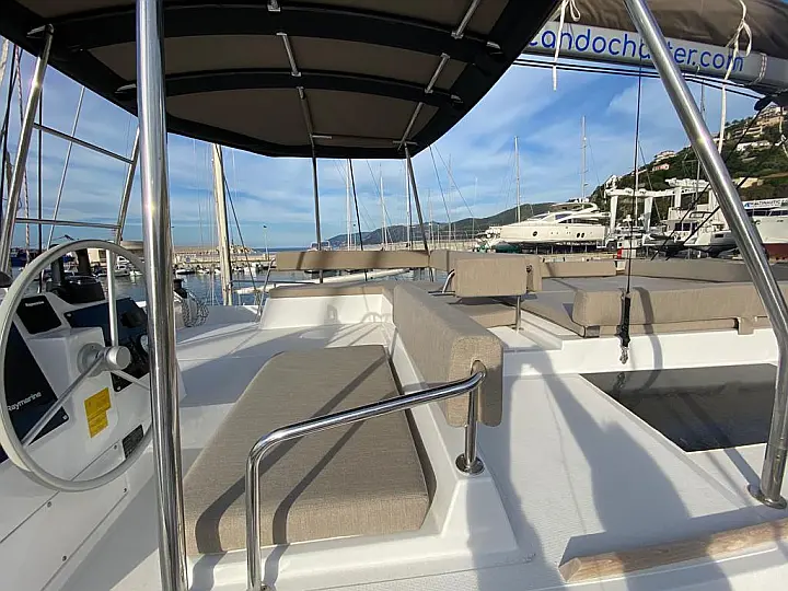Bali 4.6 Nadir - 