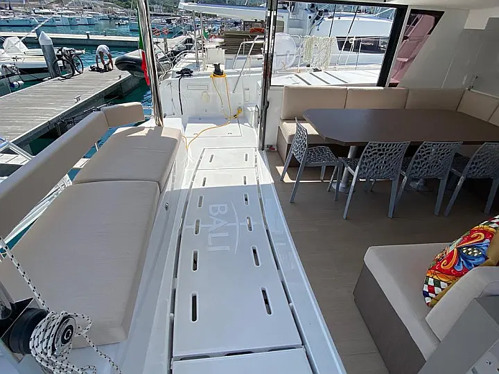 Bali 4.6 Nadir - 