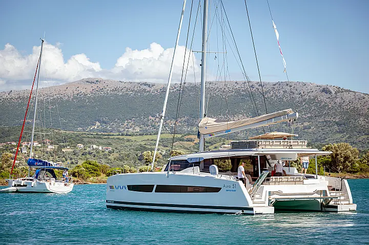 Aura 51 - 