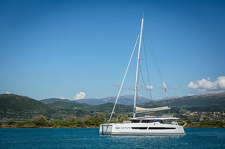 Aura 51 - 