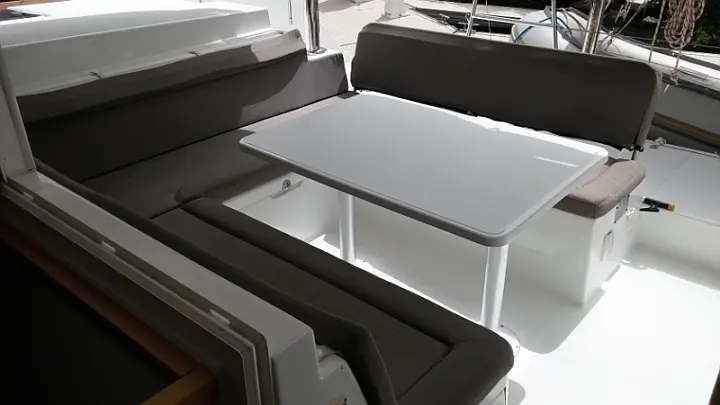 Lagoon 400 S2  - Lounge