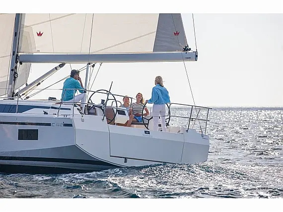 Bavaria C42