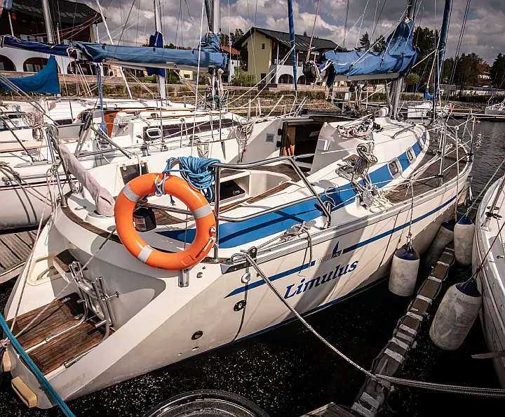 Bavaria 320 - 