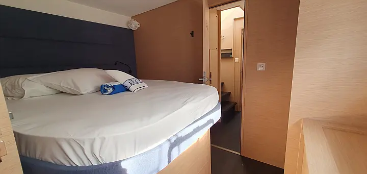 Aura 51 - 