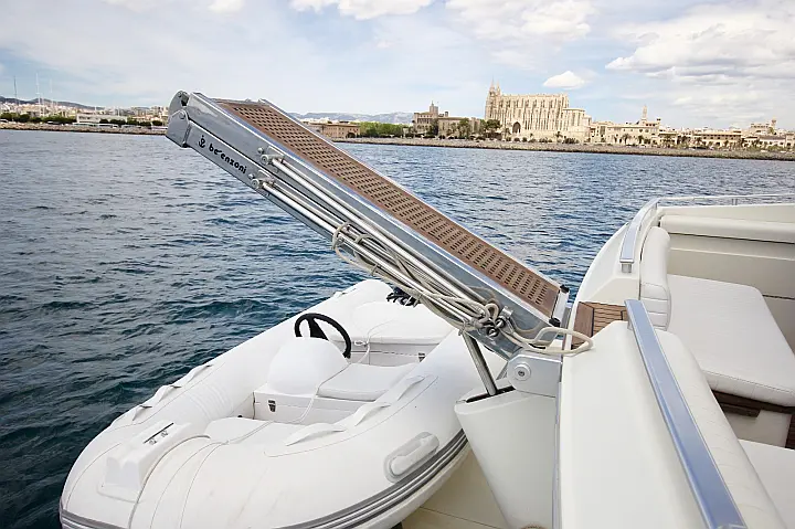 Ferretti 175 FLY - dingui 