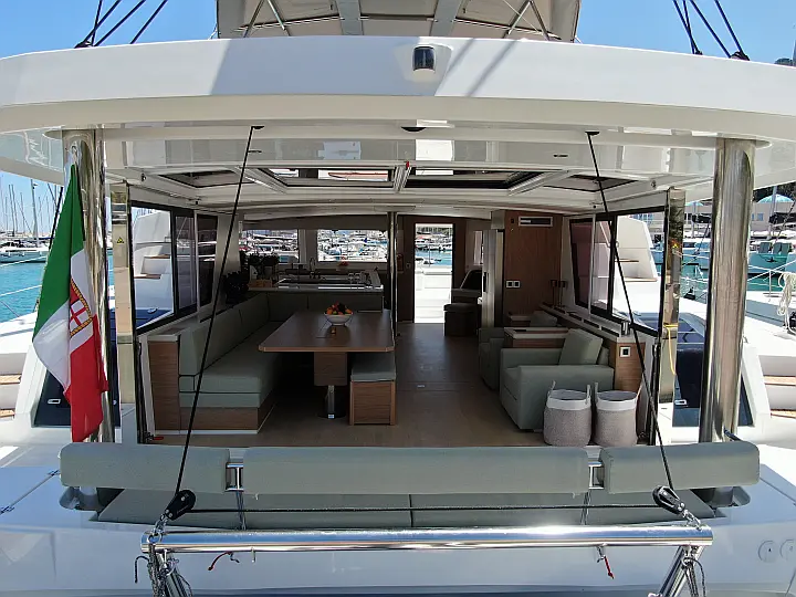 Bali 5.4. - Dinette