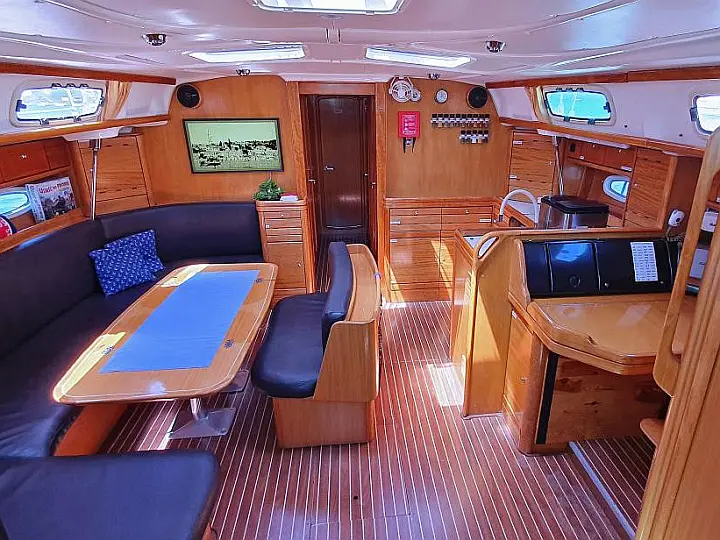 Bavaria 50 Cruiser - Internal image
