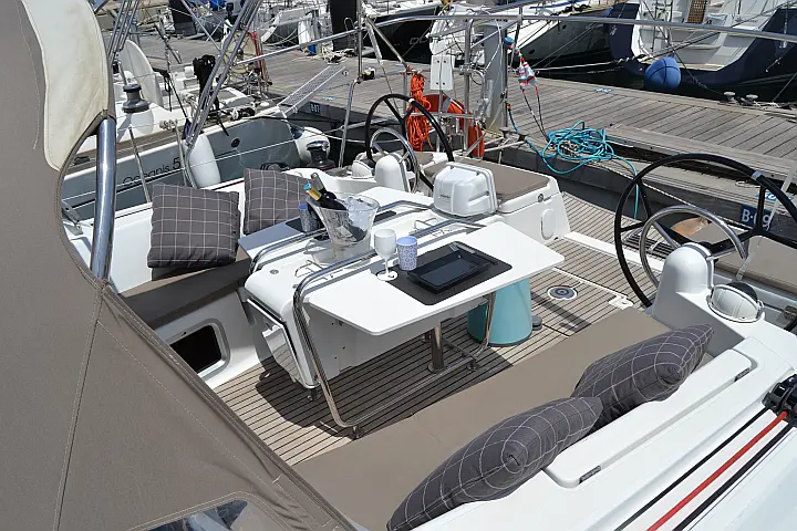 Sun Odyssey 449 - 