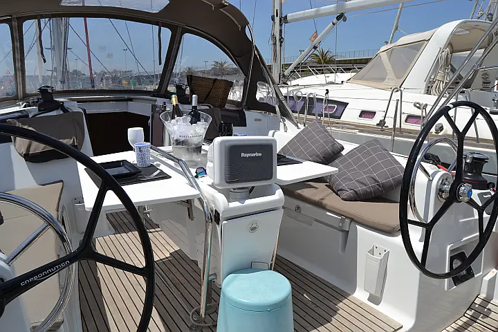 Sun Odyssey 449 - 