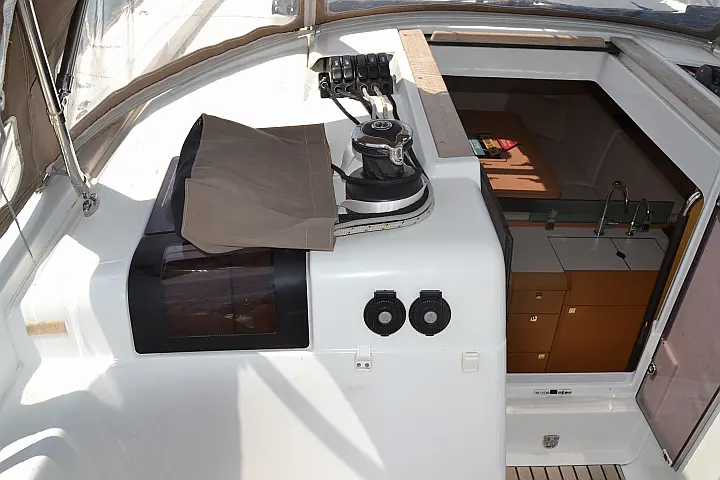 Sun Odyssey 449 - 