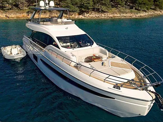 Azimut 78 Fly