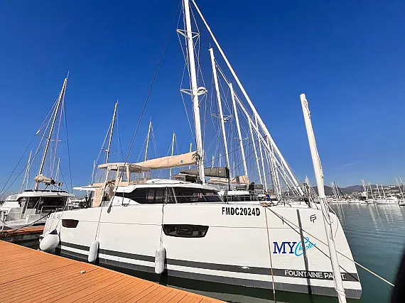 Fountaine Pajot Elba 45