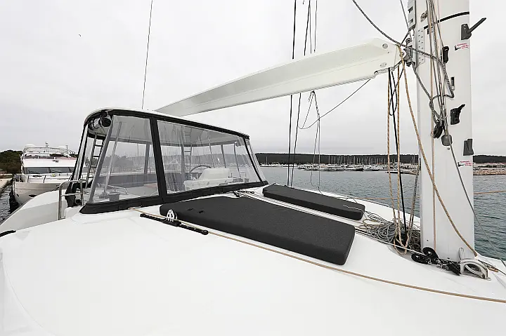 Lagoon 51- 6 cab - 