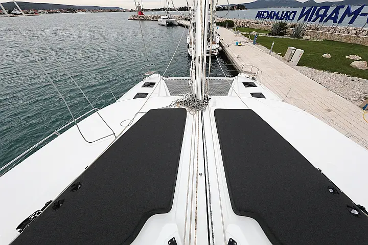 Lagoon 51- 6 cab - 