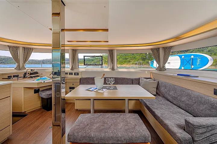 Lagoon 46 - 