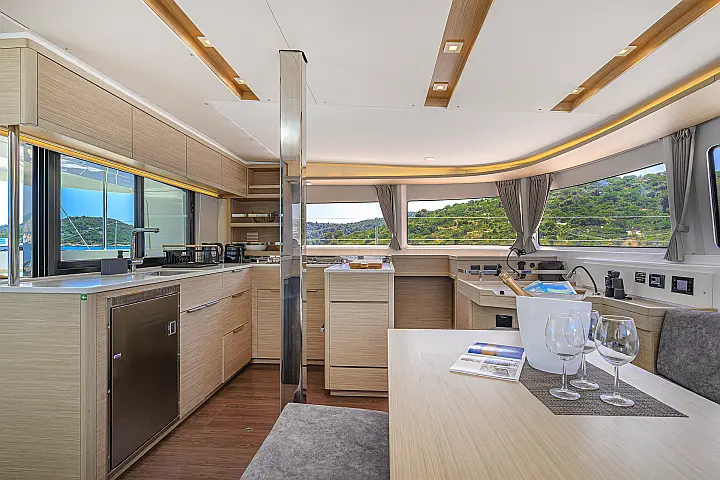 Lagoon 46 - 