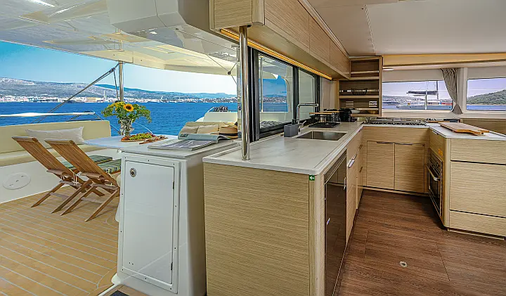 Lagoon 46 - 