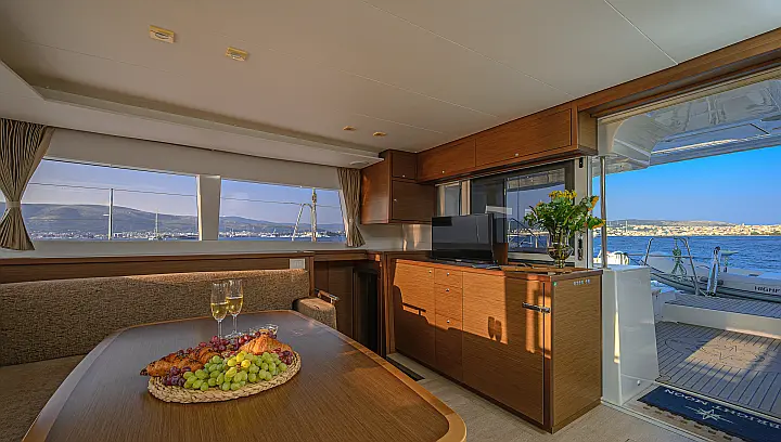 Lagoon 450 F Luxury - 