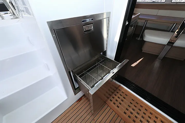 Lagoon 42  - 