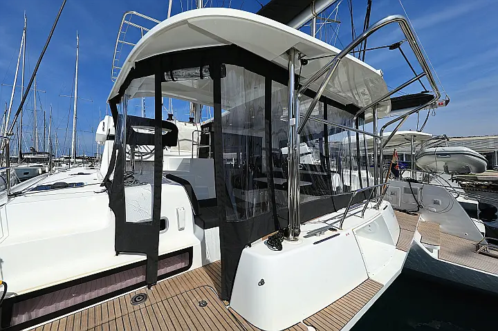 Lagoon 42  - 