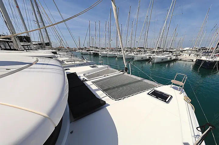 Lagoon 42  - 