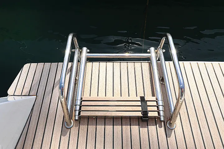 Lagoon 42  - 