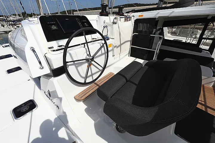 Lagoon 42  - 