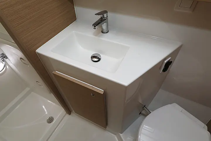Lagoon 42  - 