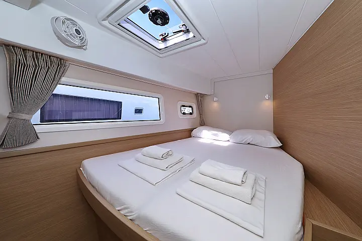 Lagoon 42  - 