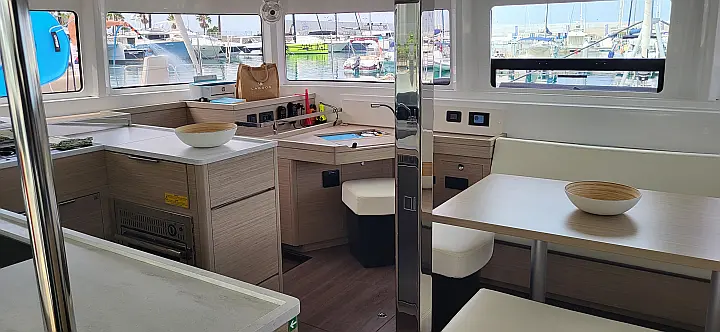 Lagoon 46 - 