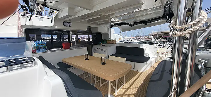 Lagoon 46 - 