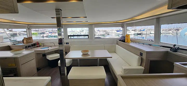 Lagoon 46 - 