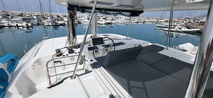 Lagoon 46 - 