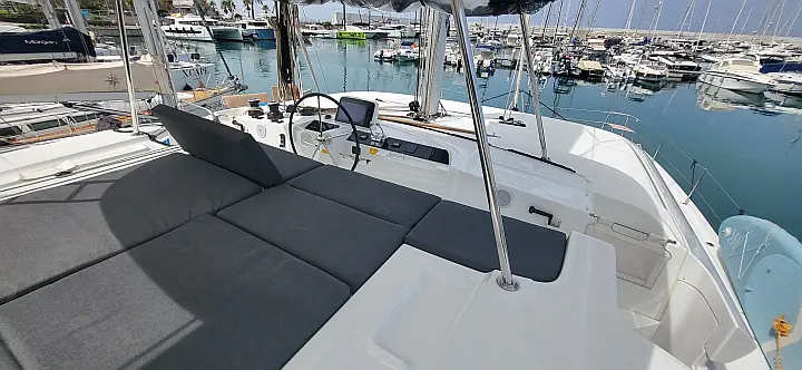 Lagoon 46 - 