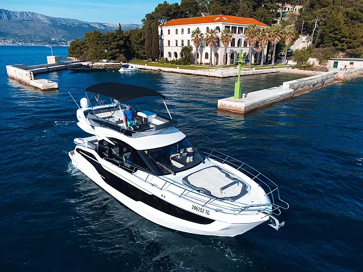 Galeon 440 Fly - 