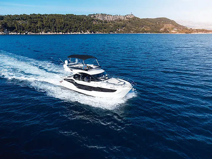 Galeon 440 Fly - 