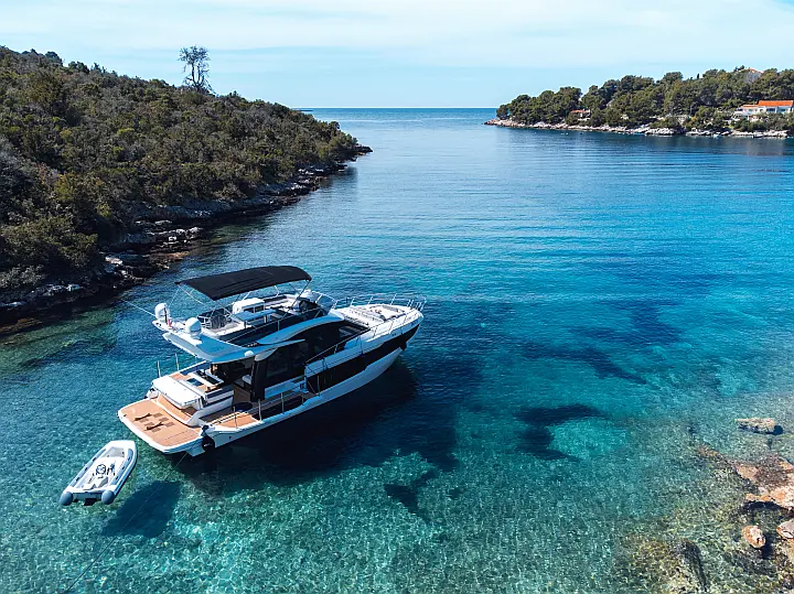 Galeon 440 Fly - 