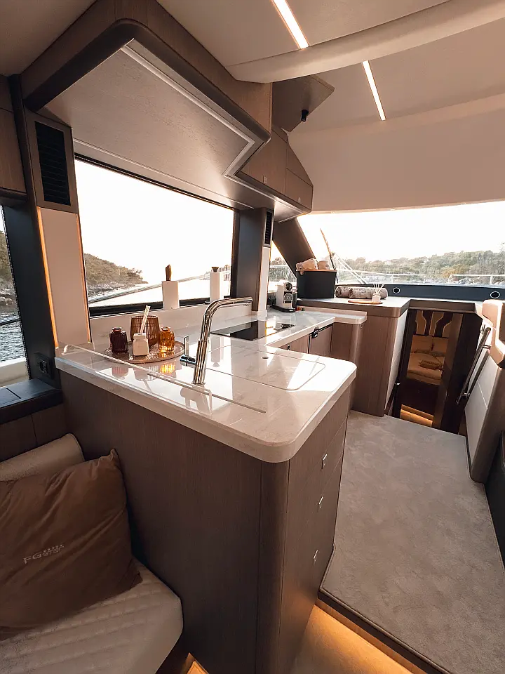 Galeon 440 Fly - 