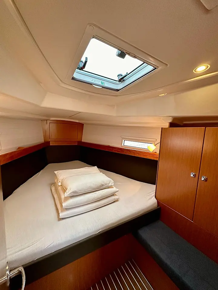 Bavaria Cruiser 37  - 