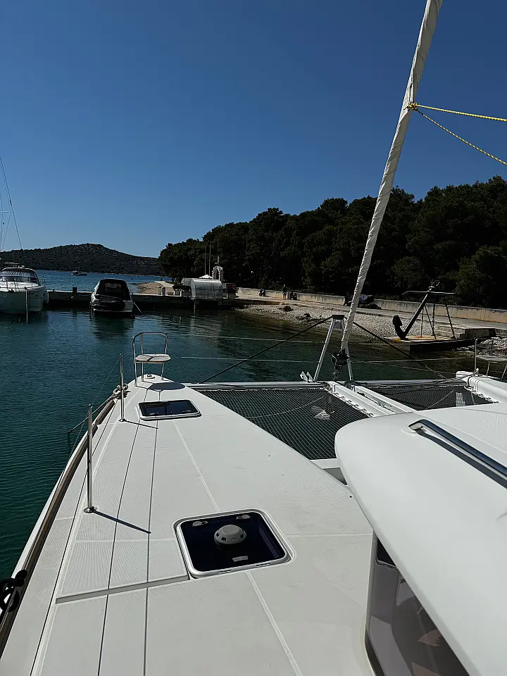 Lagoon 450 Fly - 