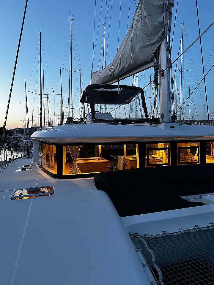 Lagoon 450 Fly - 