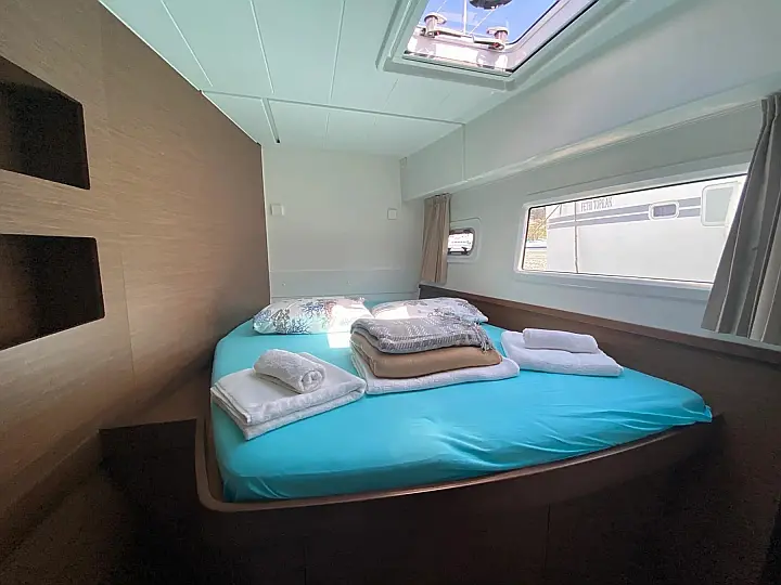 Lagoon 42 - 