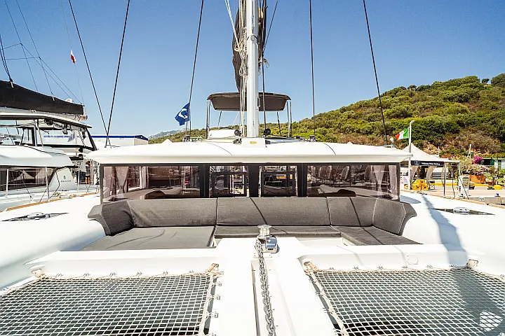 Lagoon 450 Flybridge - 