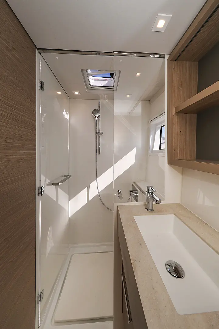 Lagoon 46 - 