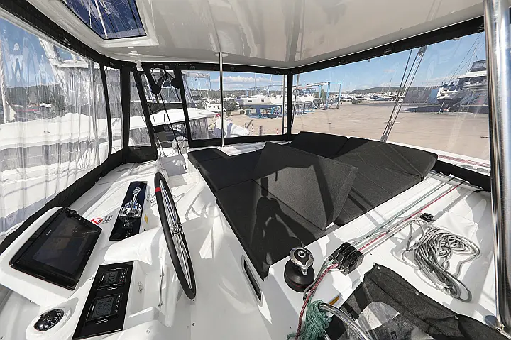 Lagoon 46 - 